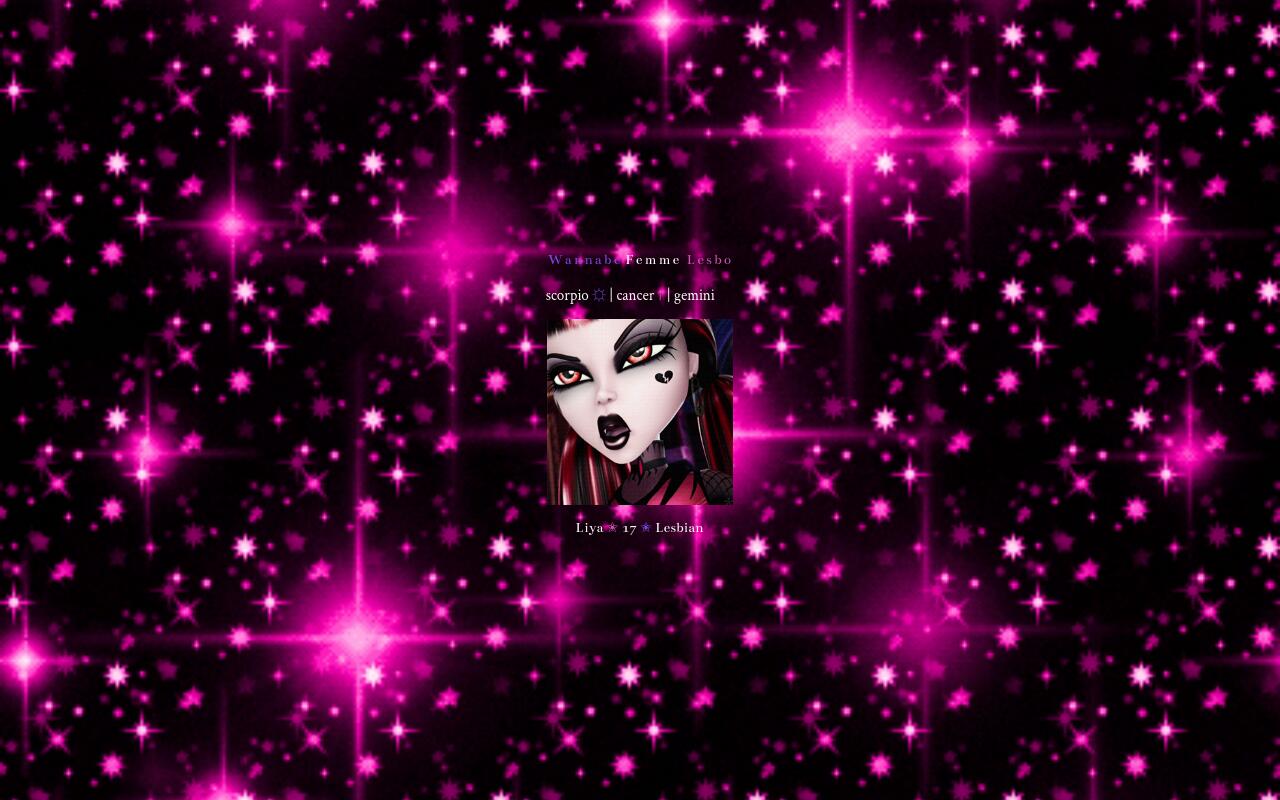 Carrd profile picture for @liya